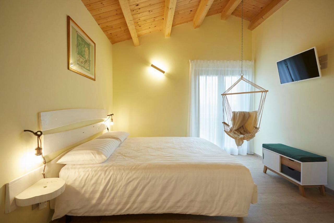 Agriturismo Nido Delle Rondini Macerata Extérieur photo